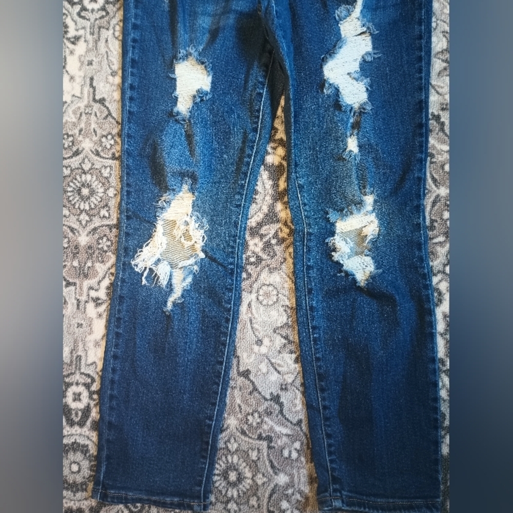 Judy Blue Boyfriend Fit Jeans Size 11 / 30 Destroyed Stretch Straight Leg - Picture 4 of 12